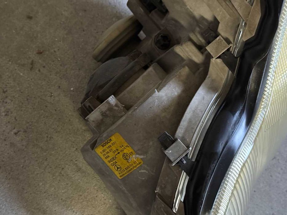 Faróis Originais para Mercedes W203