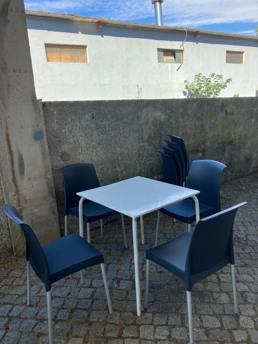 Esplanada - Conjuntos mesas e cadeiras