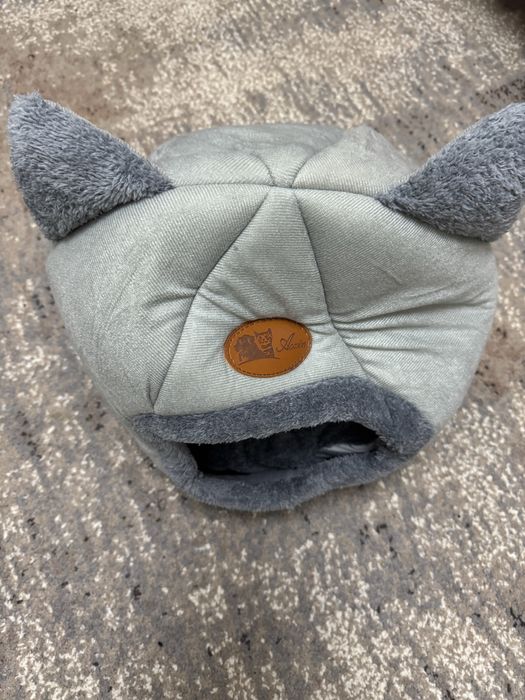 Лежанка  для кота;будиночок для кота