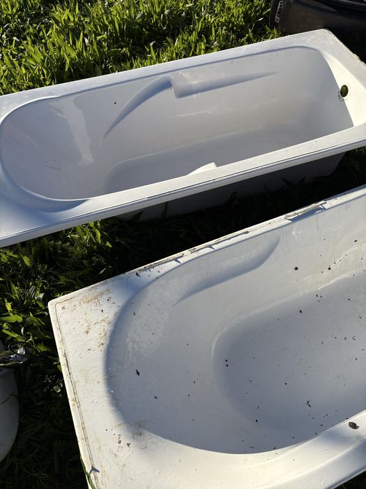 Vendo banheiras e bases em fibra