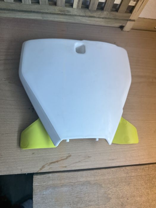 Placa frontal para numero husqvarna