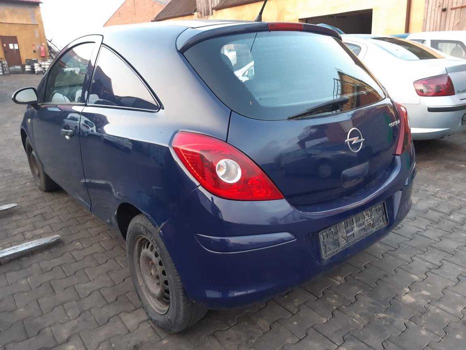 Opel Corsa D Lampy  błotnik  drzwi Kod lakieru Z20Z