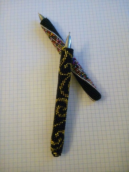 Ручки связанные крючком и бисером