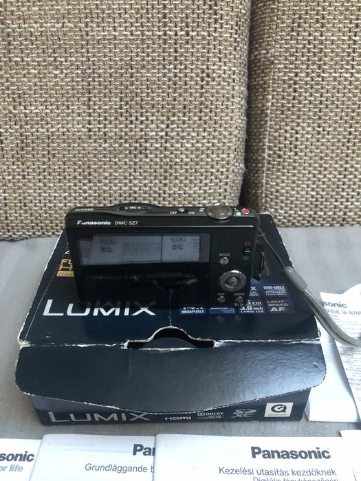 Panasonic Lumix DMC-SZ7 14,1 MP aparat cyfrowy, zestaw