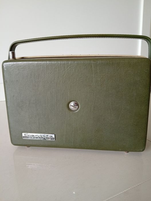 Rádio retro antigo