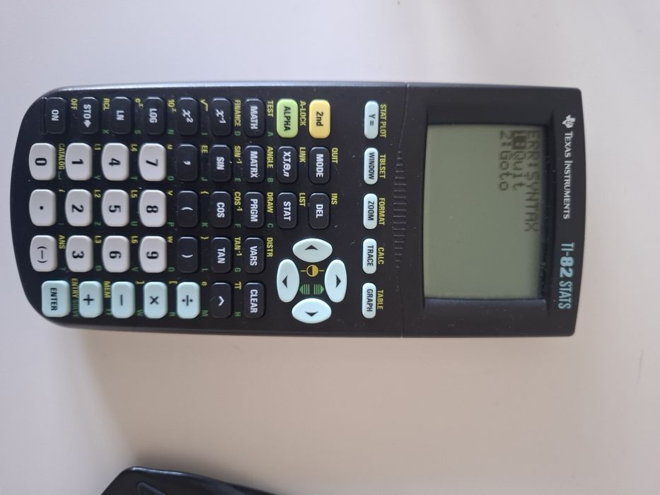 Texas Instruments TI-82 STATS – Calculadora Gráfica