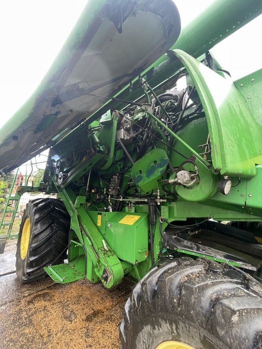 Комбайн John Deere T 660 + жатка 625R