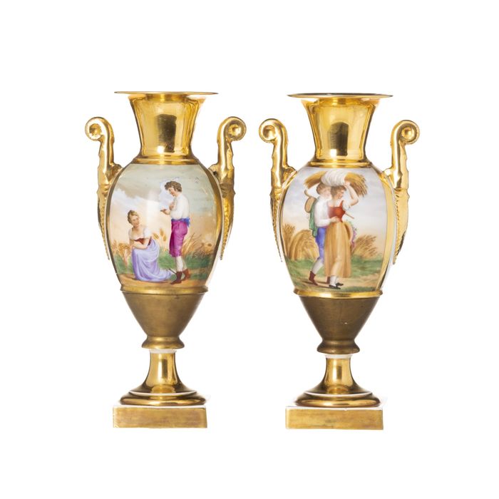 Porcelana europeia - Par de jarras império - Século XIX
