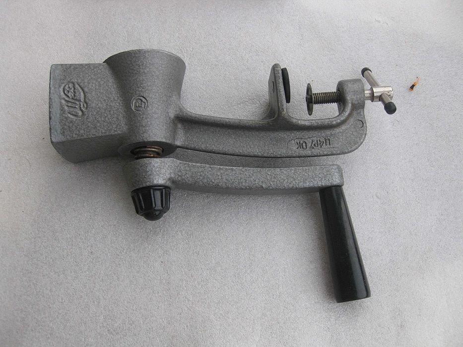 Мрия. Кофемолка ручная, мельница, млинок СССР.