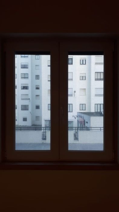 Janelas Oscilo Batentes