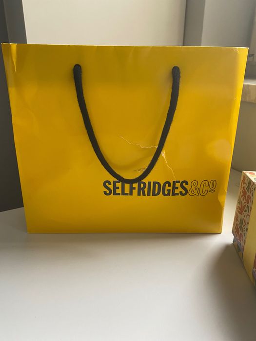 Świeca sojowa i zapałki Selfridges & CO