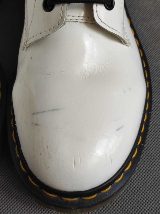 2- Dr. Martens - Lakierowane glany R. 42
