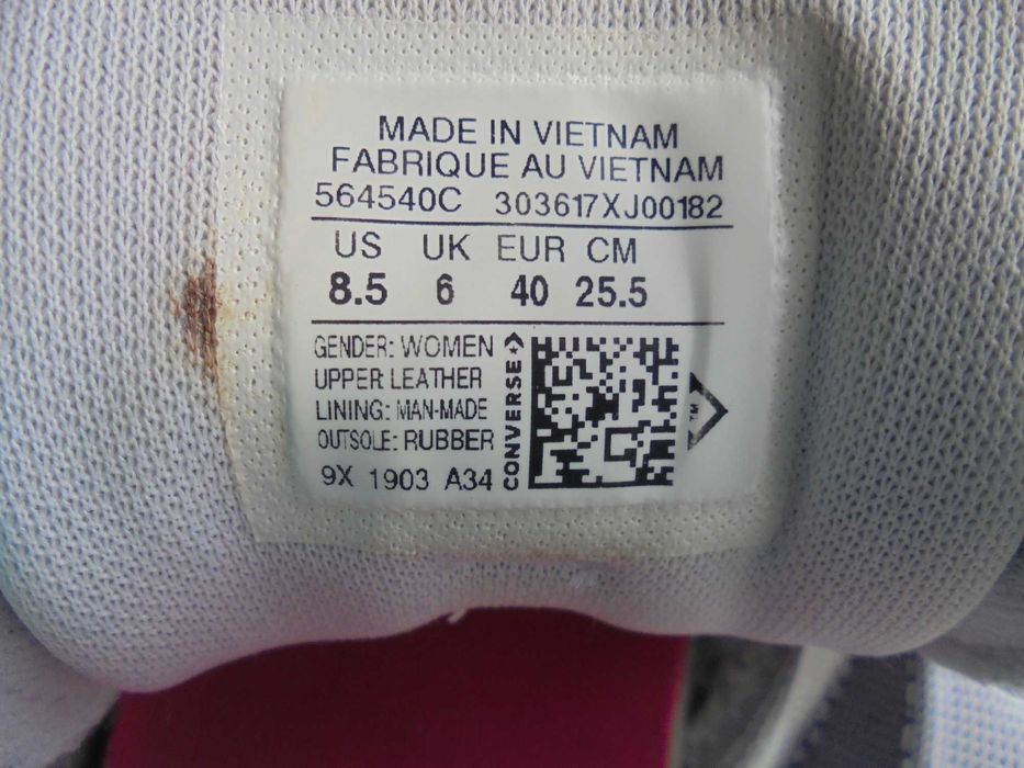 tênis de mulher da marca CONVERSE