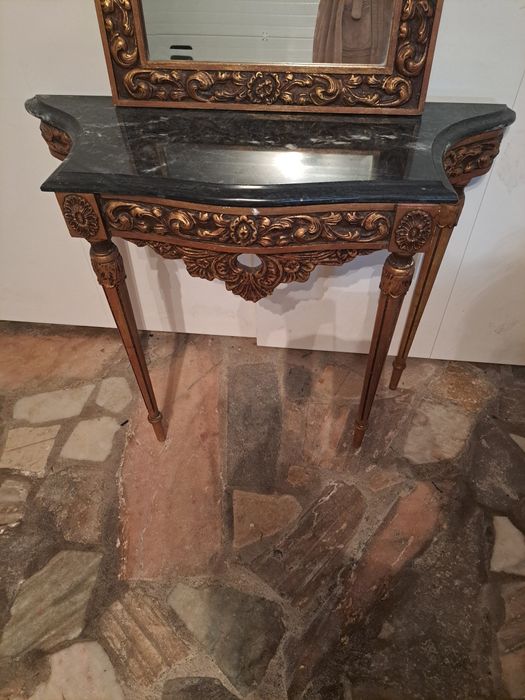 Conjunto espelho e mesa decorativa