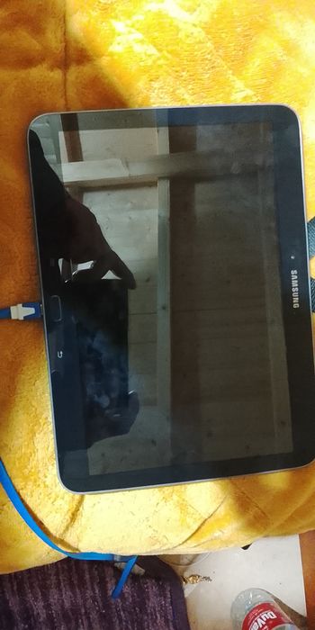 Vendo tablet Samsung com teclado em  bom estado funciona perfeitamente