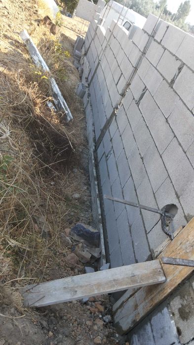 Construção de muros e vedações, muros de contenção em confragens