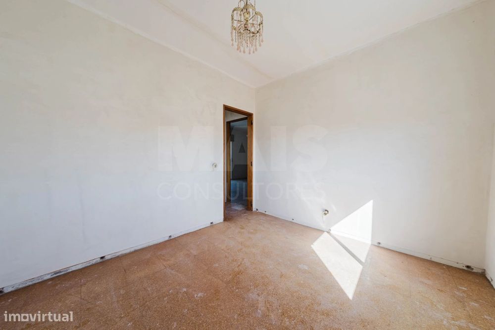 Apartamento T2 Renovado em Peniche – Oportunidade de Investimento!