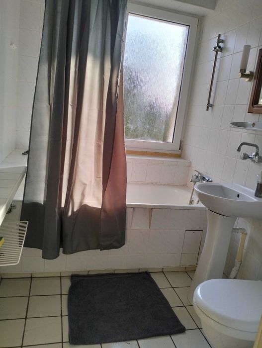 Pokoje oraz samodzielne mieszkanie