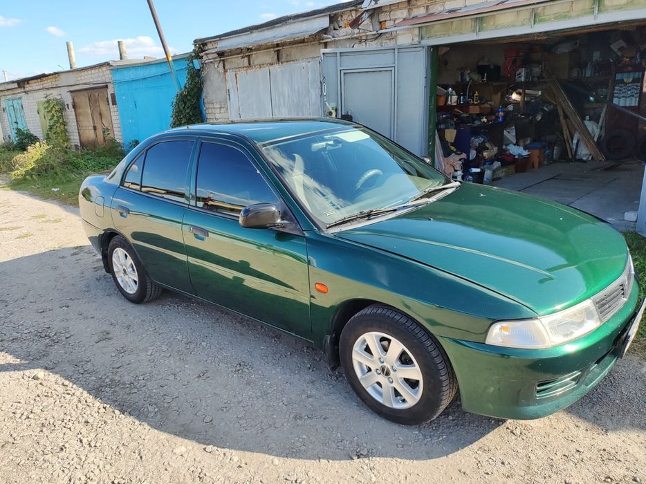 Продам авто Mitsubishi lanser