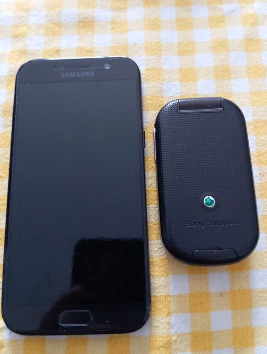Lote de telemóveis para peças ou conserto