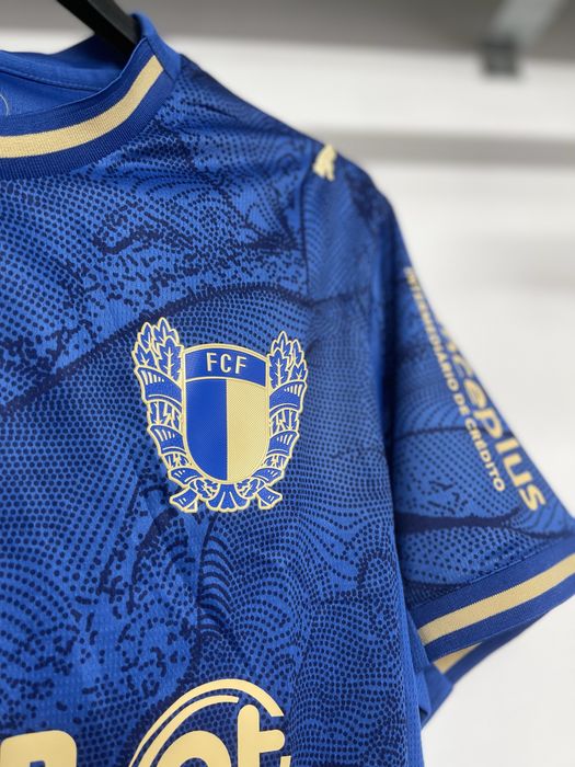 Camisola de Futebol FC Famalicão