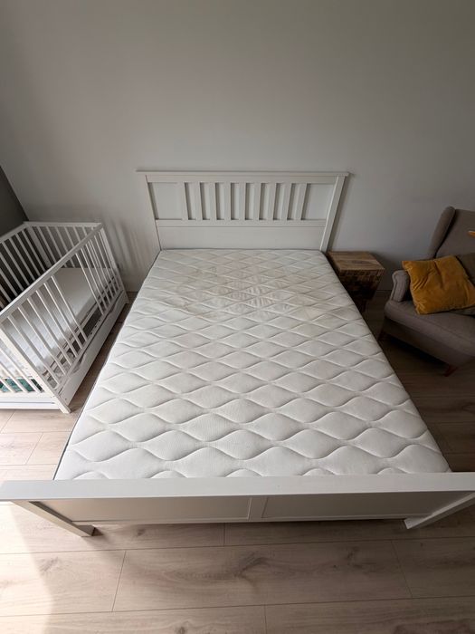 Łóżko IKEA HEMNES 160x200 białe + Materac VÅGSTRANDA | Zestaw