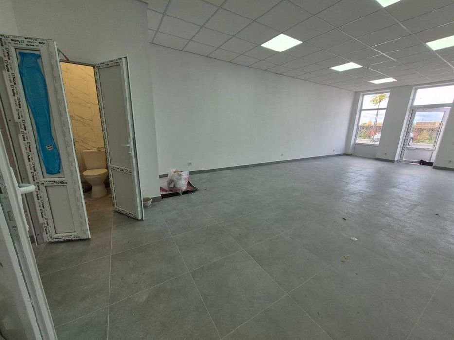 ЗДАМ приміщення на Піщаному масиві