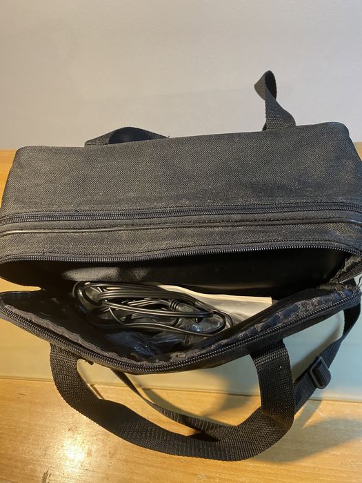 TV box + 2 ecrãs para carro