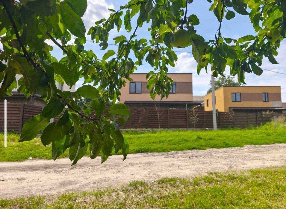 Продається будинок 132 м² у Гостомелі |  біля озера | 4 кімнати | Тераса | Чудова природа поруч
