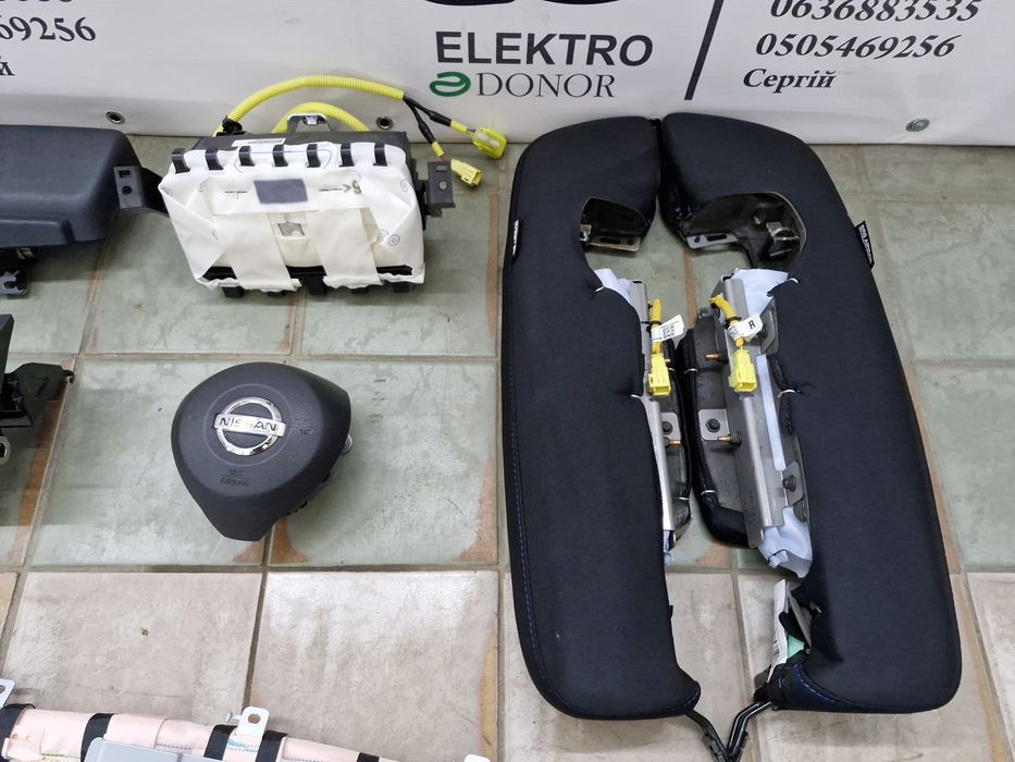 Подушка безпеки,торпеда,AIRBAG,ремень безпеки,безпека Nissan Leaf18-24