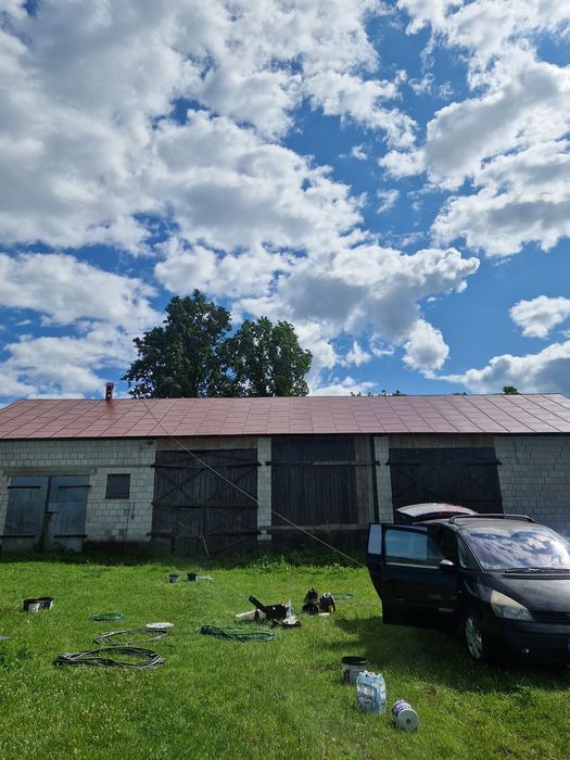 Malowanie dachów,  Mycie elewacji, Mycie kostki.