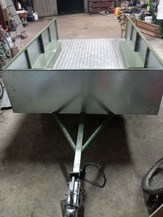 Vendo reboque/ atrelado para carro