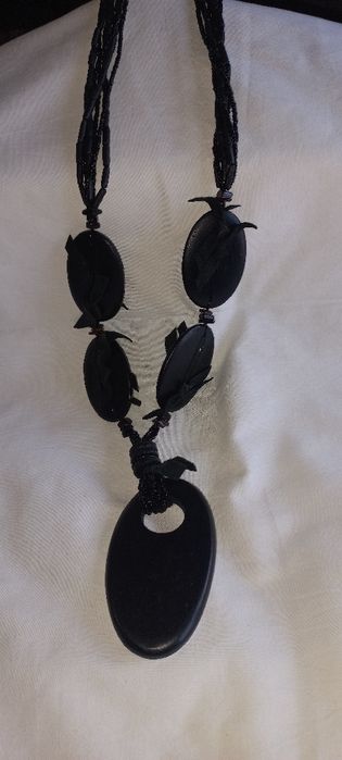 Colares de bijuteria