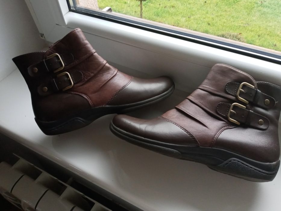 Buty botki Clarks rozm 38.5