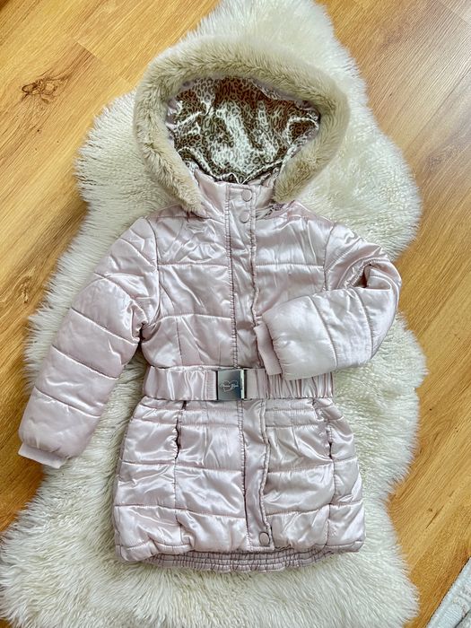 Зимняя удлиненая куртка Chicco. В Подарок шапка, шарф, перчатки