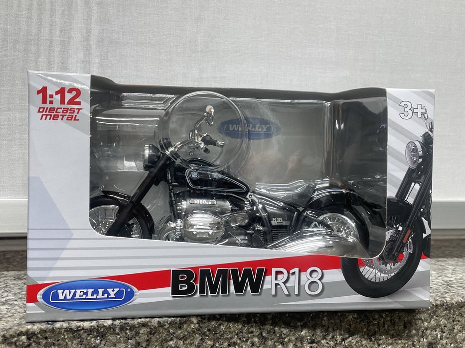 Mota bmw r18 escala 1:12