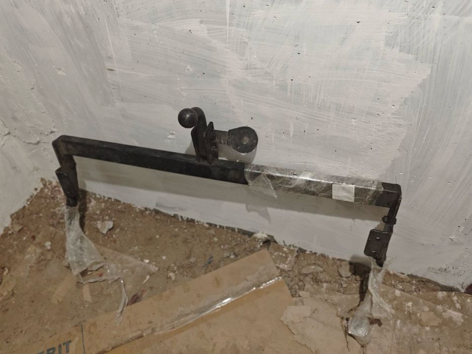 Фаркоп Opel Vivaro A / Renault Trafic 2