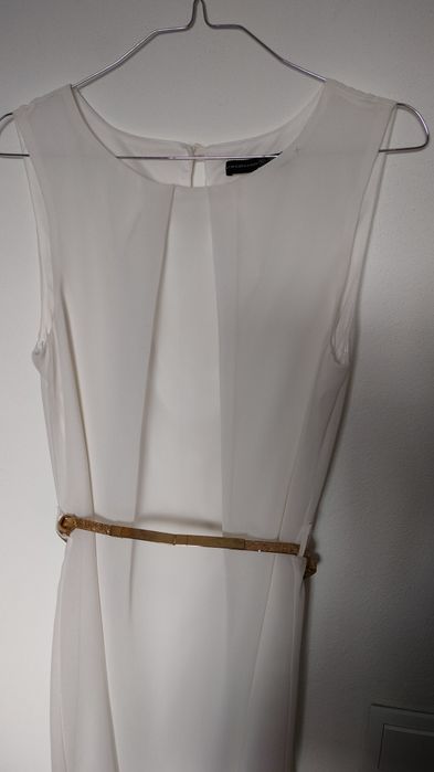 Vestido simples branco