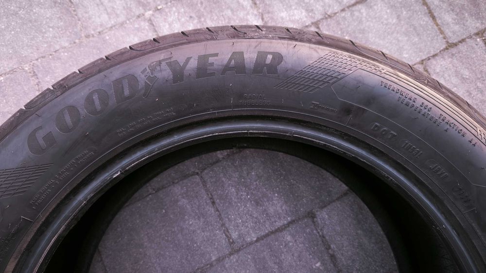 (Nowe) Opony letnie 235/55/18 Goodyear