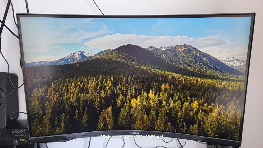 Monitor SAMSUNG 32"