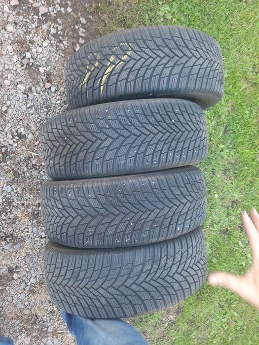 Opony zimowe 215/55 R 17