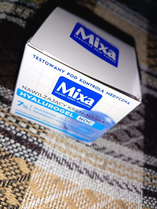 Krem-maska  mixa