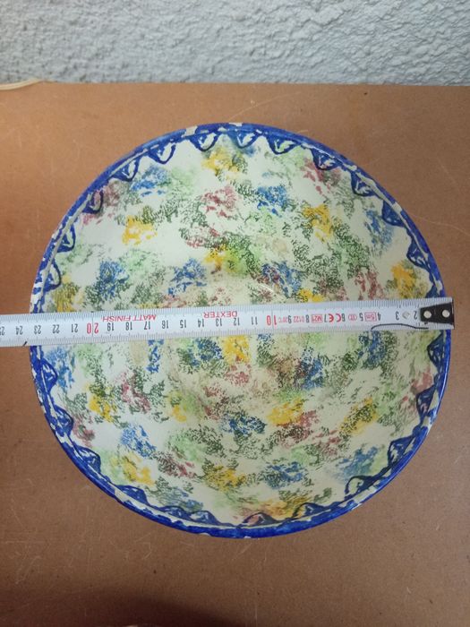 Faiança  corticeira saladeira antiga