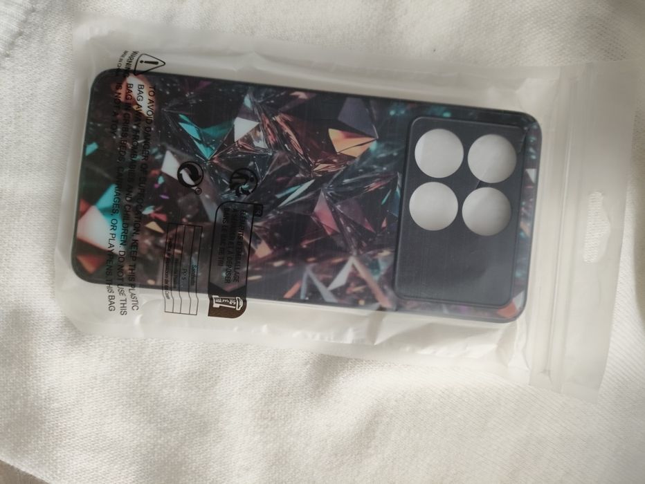 Чехол на Poco X6 Pro противоударный