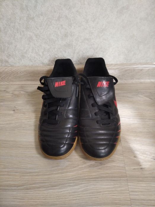 Кросівки NIKE нові