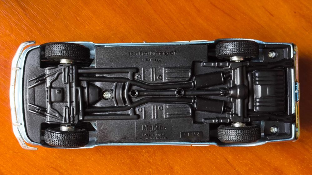 Машинка Ford Mustang GT 1967 1/24 Maisto