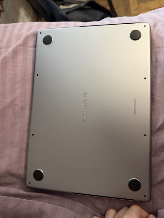 MacBook pro 14 m3