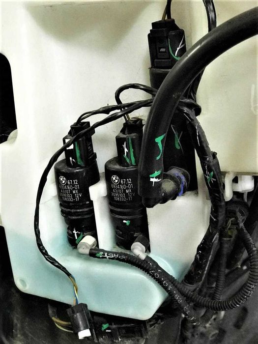 Моторчик Омывателя BMW X5 E53 E70 F15 F10 F25 Омивателя БМВ Х5 Е53 Е70