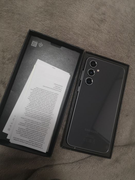 Samsung Galaxy S23fe 8/128 ідеальний