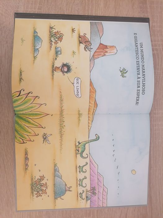 Livro TEK Um menino das cavernas muito à frente de Patrick McDonnell
